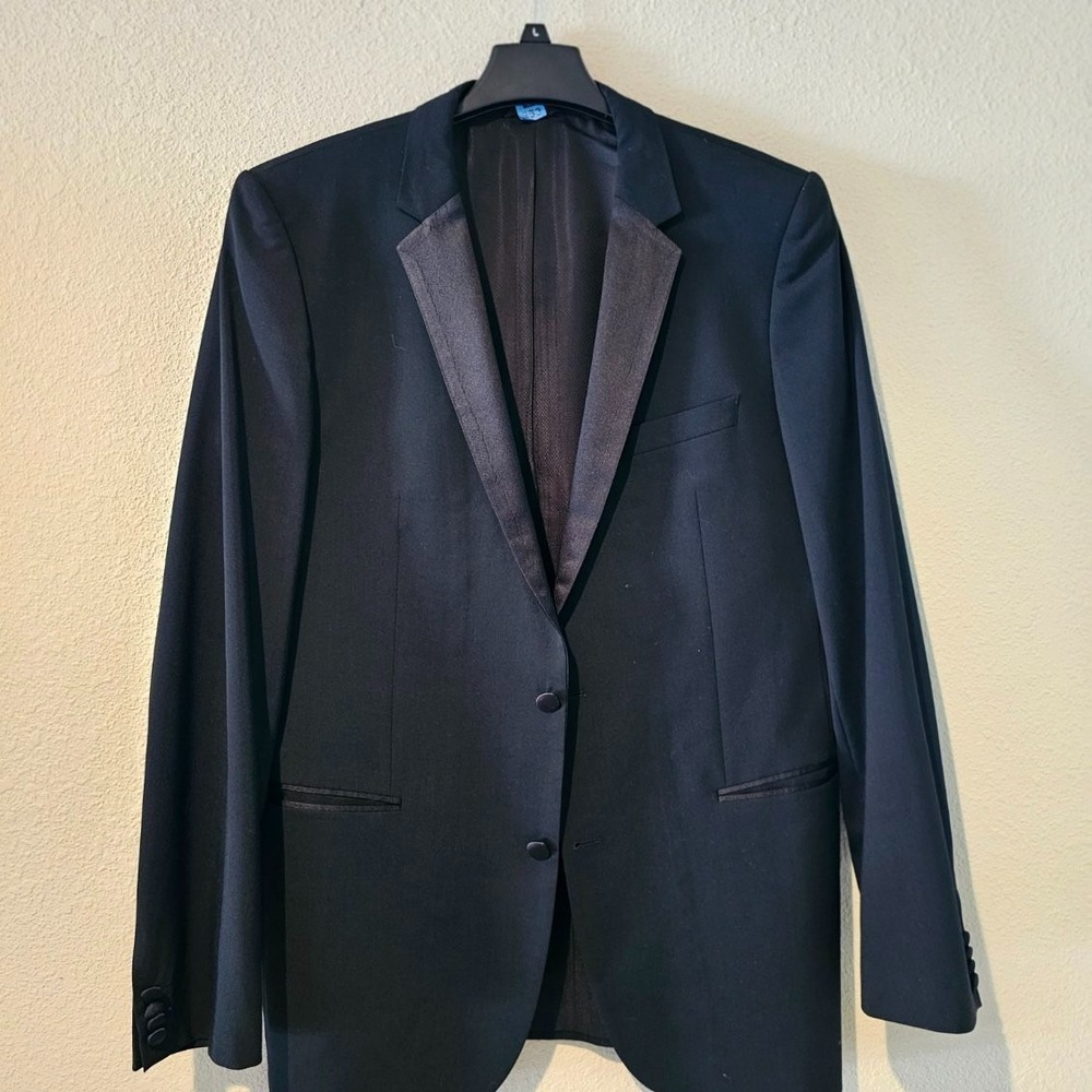 Hugo Boss Men's Two-Button Tuxedo Dinner Jacket Black Size 44L Virgin Wool - Picture 10 of 13